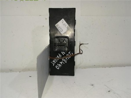 MANDO ELEVALUNAS DELANTERO IZQUIERDO Volkswagen Passat Berlina  2 0 Exclusive BlueMotion [2 0 Ltr  - 103 kW TDI]