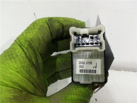 MANDO ELEVALUNAS DELANTERO DERECHO Renault Koleos I  2 0 Dynamique Pack1 [2 0 Ltr  - 110 kW dCi Diesel FAP]