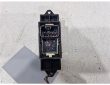 MANDO ELEVALUNAS DELANTERO DERECHO Mitsubishi ASX  1 6 Challenge 2WD [1 6 Ltr  - 86 kW CAT]