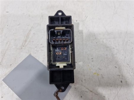 MANDO ELEVALUNAS DELANTERO DERECHO Mitsubishi ASX  1 6 Challenge 2WD [1 6 Ltr  - 86 kW CAT]