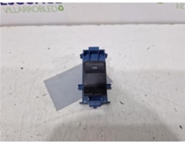 MANDO ELEVALUNAS TRASERO IZQUIERDO Toyota Verso  2 2 Advance [2 2 Ltr  - 110 kW D-4D CAT]