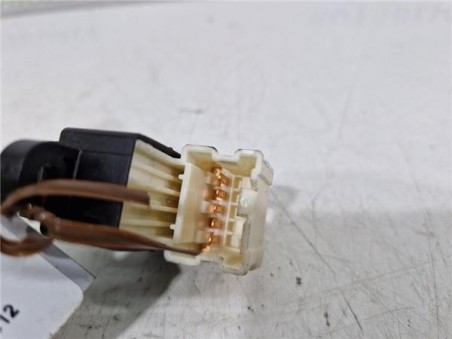 MANDO ELEVALUNAS DELANTERO DERECHO Suzuki Swift  1 3 GL+ [1 3 Ltr  - 55 kW DDiS Diesel CAT]