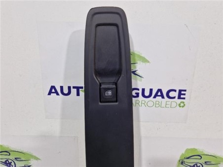 MANDO ELEVALUNAS DELANTERO DERECHO Renault Captur I  1 5 Dynamique [1 5 Ltr  - 66 kW dCi Diesel FAP Energy]