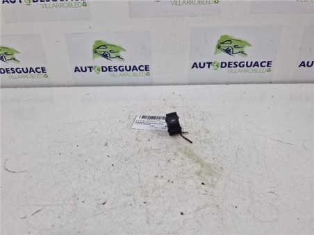 MANDO ELEVALUNAS DELANTERO DERECHO Audi A3  1 4 TFSI Ambiente [1 4 Ltr  - 92 kW 16V TFSI]