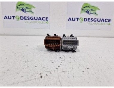 MANDO ELEVALUNAS DELANTERO IZQUIERDO Renault ESPACE IV 2 2 dCi Turbodiesel 