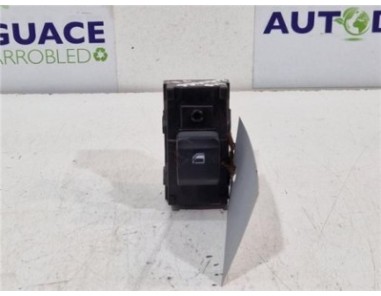 MANDO ELEVALUNAS TRASERO DERECHO Hyundai i10  1 0 Essence [1 0 Ltr  - 49 kW CAT]