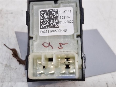 MANDO ELEVALUNAS TRASERO DERECHO Hyundai i10  1 0 Essence [1 0 Ltr  - 49 kW CAT]