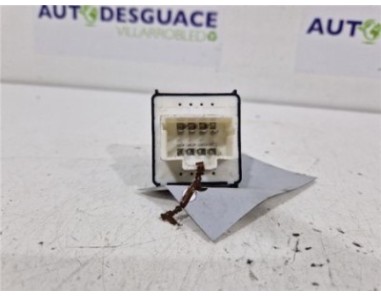 MANDO ELEVALUNAS DELANTERO IZQUIERDO Citroen C4 CACTUS 1 6 Blue-HDI FAP 