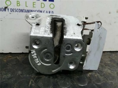 Cerradura Puerta Corredera Izquierda Mazda 5 BERL  2 0 D