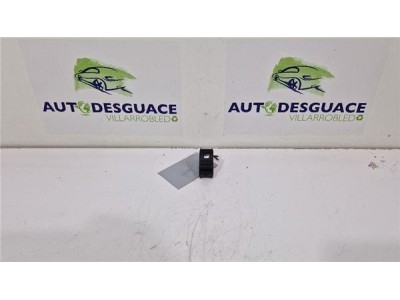 MANDO ELEVALUNAS DELANTERO DERECHO Opel Crossland X  1 2 Design Line [1 2 Ltr  - 81 kW]