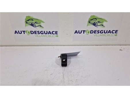 MANDO ELEVALUNAS TRASERO IZQUIERDO Opel Crossland X  1 2 Design Line [1 2 Ltr  - 81 kW]