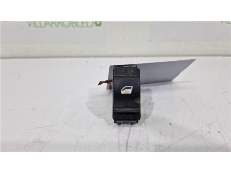 MANDO ELEVALUNAS TRASERO IZQUIERDO Opel Crossland X  1 2 Design Line [1 2 Ltr  - 81 kW]