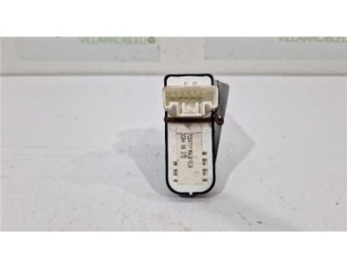 MANDO ELEVALUNAS TRASERO DERECHO Mazda CX-3  1 5 Center-Line [1 5 Ltr  - 77 kW Diesel CAT]