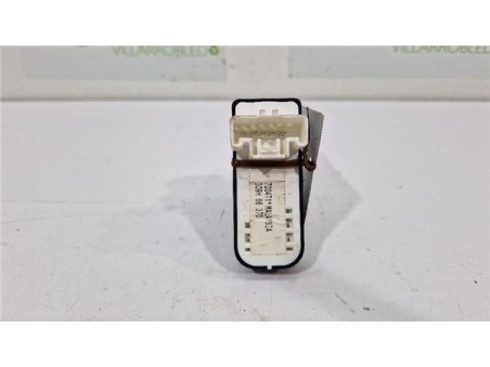 MANDO ELEVALUNAS TRASERO DERECHO Mazda CX-3  1 5 Center-Line [1 5 Ltr  - 77 kW Diesel CAT]