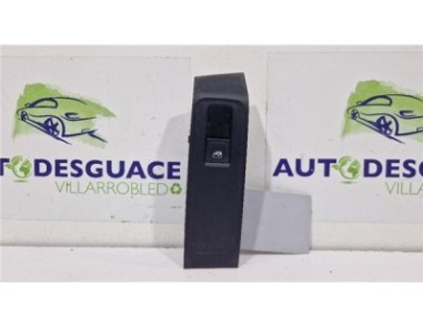 MANDO ELEVALUNAS TRASERO DERECHO Skoda Fabia  1 0 Business [1 0 Ltr  - 55 kW MPI]