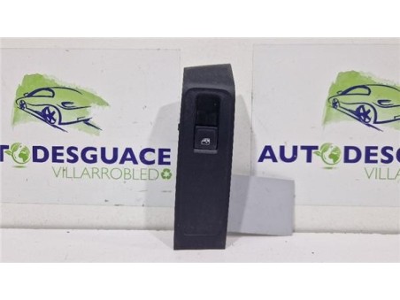 MANDO ELEVALUNAS TRASERO DERECHO Skoda Fabia  1 0 Business [1 0 Ltr  - 55 kW MPI]