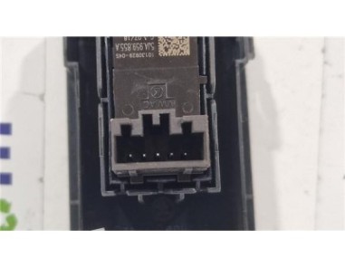 MANDO ELEVALUNAS TRASERO DERECHO Skoda Fabia  1 0 Business [1 0 Ltr  - 55 kW MPI]