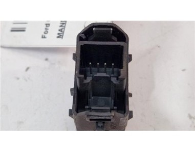 MANDO ELEVALUNAS TRASERO DERECHO Ford C-Max  1 6 Trend [1 6 Ltr  - 85 kW TDCi CAT]