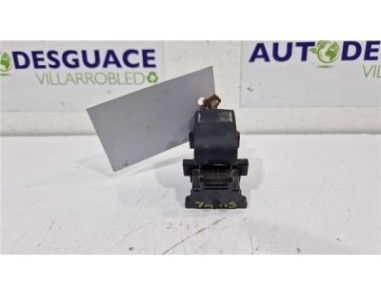 MANDO ELEVALUNAS TRASERO IZQUIERDO Toyota Yaris  1 3 Active [1 3 Ltr  - 73 kW 16V CAT]