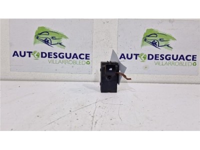 MANDO ELEVALUNAS TRASERO DERECHO Opel Zafira C Tourer  2 0 Expression [2 0 Ltr  - 96 kW CDTI]