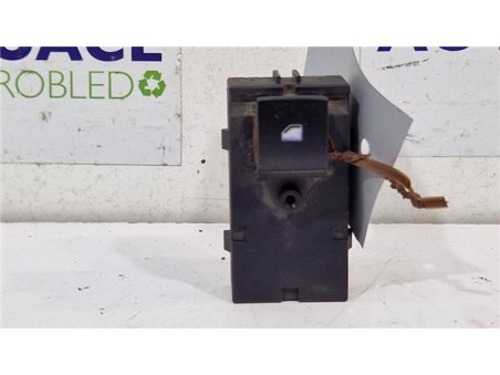 MANDO ELEVALUNAS TRASERO DERECHO Opel Zafira C Tourer  2 0 Expression [2 0 Ltr  - 96 kW CDTI]