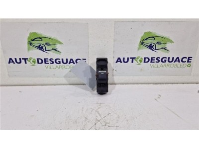 MANDO ELEVALUNAS TRASERO DERECHO Mazda 6 Berlina  2 2 Luxury [2 2 Ltr  - 129 kW Turbodiesel CAT]