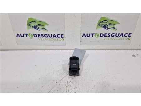 MANDO ELEVALUNAS DELANTERO DERECHO Toyota Auris  Híbrido Hybrid Active [Híbrido 100 kW ]