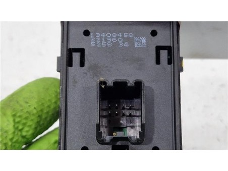 MANDO ELEVALUNAS DELANTERO IZQUIERDO Opel Astra K Berlina 5p  1 6 Business [1 6 Ltr  - 81 kW CDTI DPF]