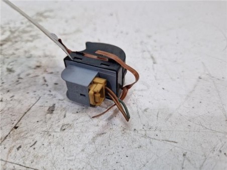 MANDO ELEVALUNAS DELANTERO DERECHO Seat Exeo Berlina  2 0 Sport [2 0 Ltr  - 125 kW TDI]