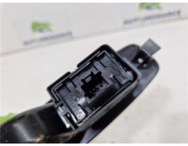 MANDO ELEVALUNAS TRASERO DERECHO Renault Megane IV Berlina 5P  1 5 Business [1 5 Ltr  - 66 kW dCi Diesel FAP Energy]