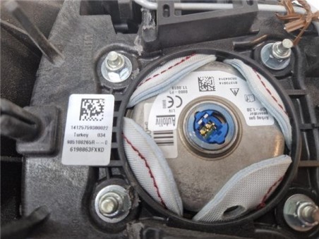 Airbag Volante Renault Clio IV  1 5 Business [1 5 Ltr  - 66 kW dCi Diesel FAP Energy]