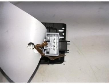 MANDO ELEVALUNAS TRASERO IZQUIERDO Volkswagen Passat Berlina  1 6 TDI