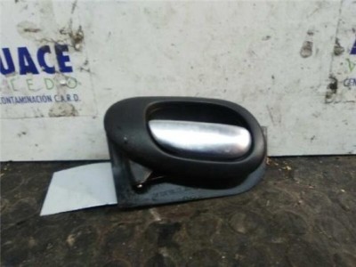 Manilla Interior Puerta Trasera Izquierda Peugeot 206+ 1 4 HDi 