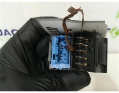 MANDO ELEVALUNAS DELANTERO IZQUIERDO Peugeot 806  2 0 HDI