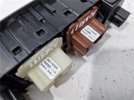 MANDO ELEVALUNAS DELANTERO IZQUIERDO Renault Captur I  0 9 Dynamique [0 9 Ltr  - 66 kW TCE Energy]