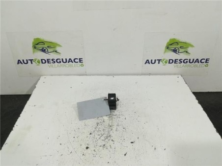 MANDO ELEVALUNAS DELANTERO DERECHO Citroen C3  1 6 Elle [1 6 Ltr  - 55 kW Blue-HDI FAP]