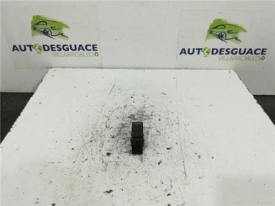 MANDO ELEVALUNAS DELANTERO DERECHO Skoda Rapid  1 6 Active [1 6 Ltr  - 77 kW TDI DPF]