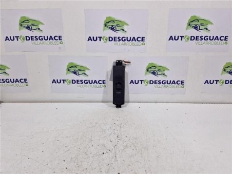 MANDO ELEVALUNAS DELANTERO DERECHO Mercedes-Benz Sprinter II Furgón  2 1 413/414/416/510/511/513/514/516 CDI  [2 1 Ltr  - 70 kW