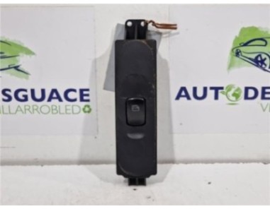 MANDO ELEVALUNAS DELANTERO DERECHO Mercedes-Benz Sprinter II Furgón  2 1 413/414/416/510/511/513/514/516 CDI  [2 1 Ltr  - 70 kW