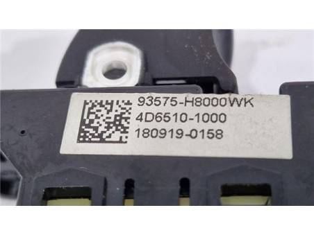 MANDO ELEVALUNAS DELANTERO DERECHO Kia Rio  1 2 Edition 7 [1 2 Ltr  - 62 kW CAT]