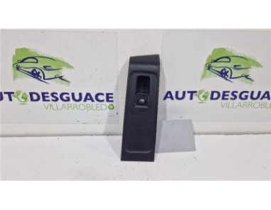 MANDO ELEVALUNAS DELANTERO DERECHO Skoda Fabia  1 0 Business [1 0 Ltr  - 55 kW MPI]