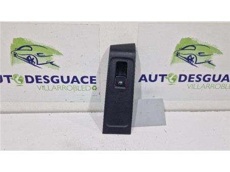 MANDO ELEVALUNAS DELANTERO DERECHO Skoda Fabia  1 0 Business [1 0 Ltr  - 55 kW MPI]