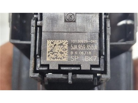 MANDO ELEVALUNAS DELANTERO DERECHO Skoda Fabia  1 0 Business [1 0 Ltr  - 55 kW MPI]