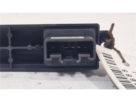 MANDO ELEVALUNAS DELANTERO DERECHO Mazda 2 Berlina  1 3