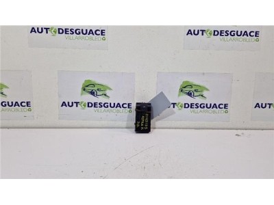 MANDO ELEVALUNAS DELANTERO DERECHO Opel Astra K Berlina 5p  1 4 Dynamic [1 4 Ltr  - 110 kW 16V SIDI Turbo]