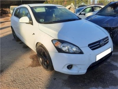 MANDO ELEVALUNAS DELANTERO DERECHO Kia Ceed  2 0 Emotion [2 0 Ltr  - 103 kW CRDi]