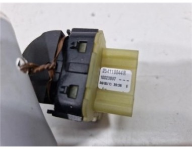 MANDO ELEVALUNAS DELANTERO IZQUIERDO Renault Clio IV Grandtour  1 5 Dynamique [1 5 Ltr  - 66 kW dCi Diesel FAP Energy]