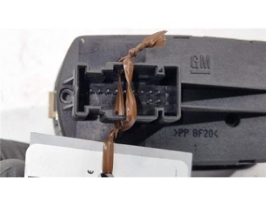 MANDO ELEVALUNAS DELANTERO IZQUIERDO Opel Corsa E  1 4 120 Aniversario ecoFlex [1 4 Ltr  - 66 kW]