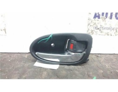 Manilla Interior Puerta Delantera Derecha Toyota YARIS 1 3 16V 