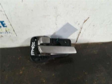 Manilla Interior Puerta Delantera Izquierda Kia CARENS 2 0 CRDi 